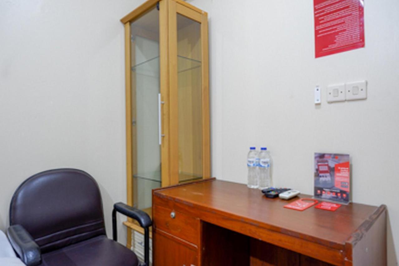Отель Reddoorz Near Rsud Kudus Экстерьер фото